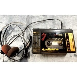 Vintage Sears LXI Series 810 Portable AM/FM Cassette Player/ Walkman *For Parts*